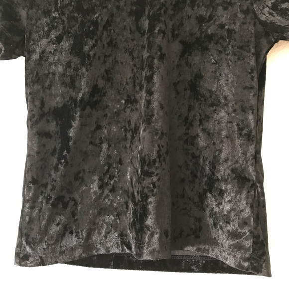 Hollister Black Velvet Top - Picture 2 of 4